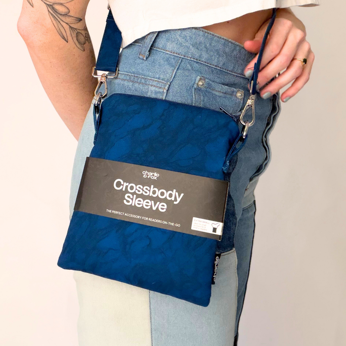 Sapphire Sea crossbody sleeve