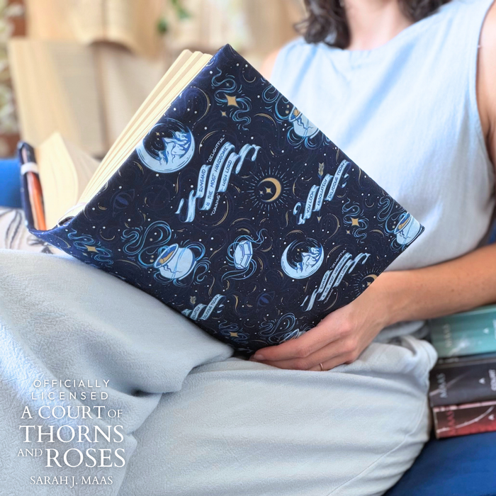 A Court of Thorns and Roses fabric dust jacket