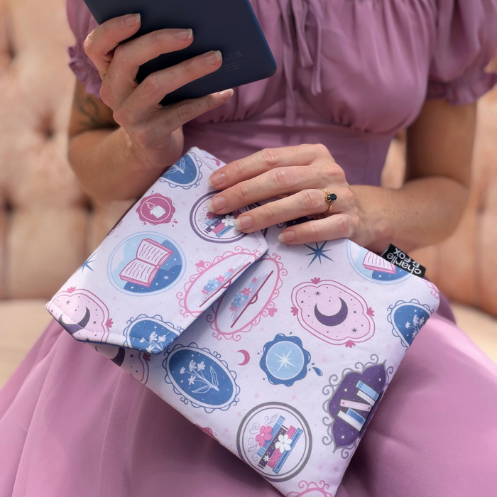 Daydreams padded e-reader sleeve
