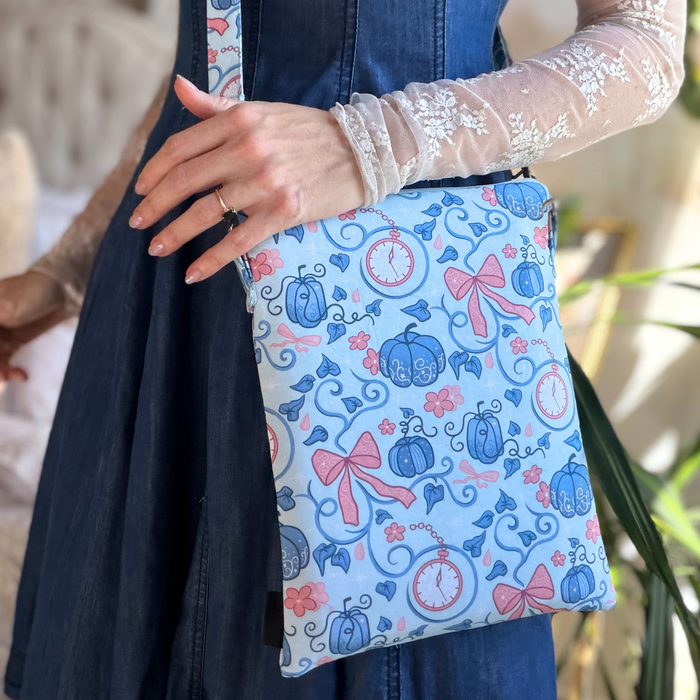 Midnight Hour crossbody sleeve