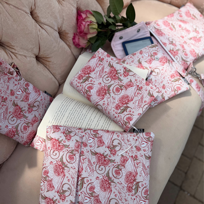 Romance Readers padded e-reader sleeve