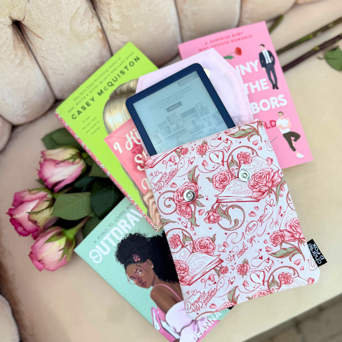 Romance Readers padded e-reader sleeve