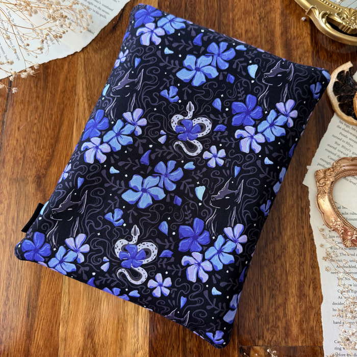 The Bonds That Tie padded book sleeve - J. Bree