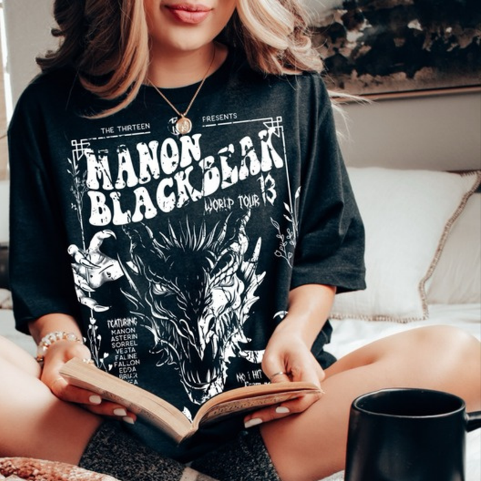 Manon Blackbeak T-Shirt