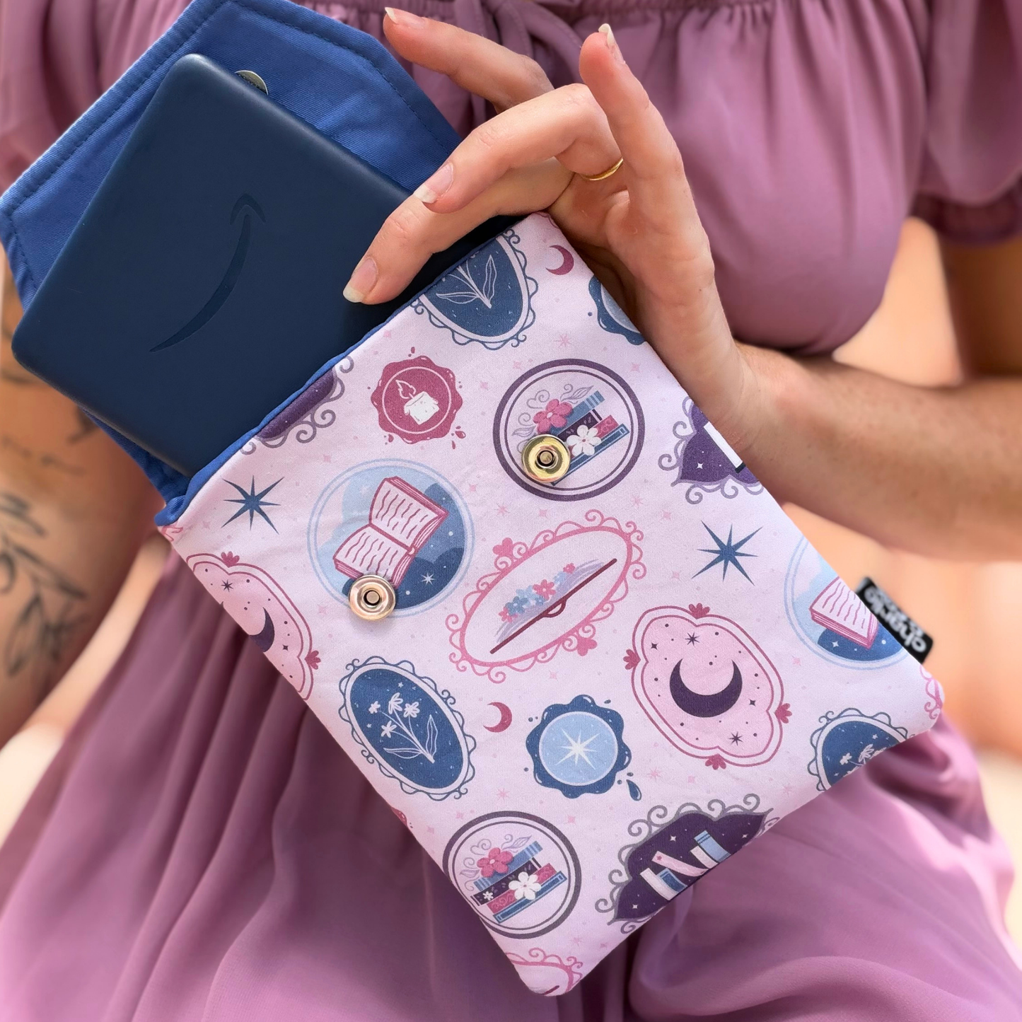 Daydreams padded e-reader sleeve