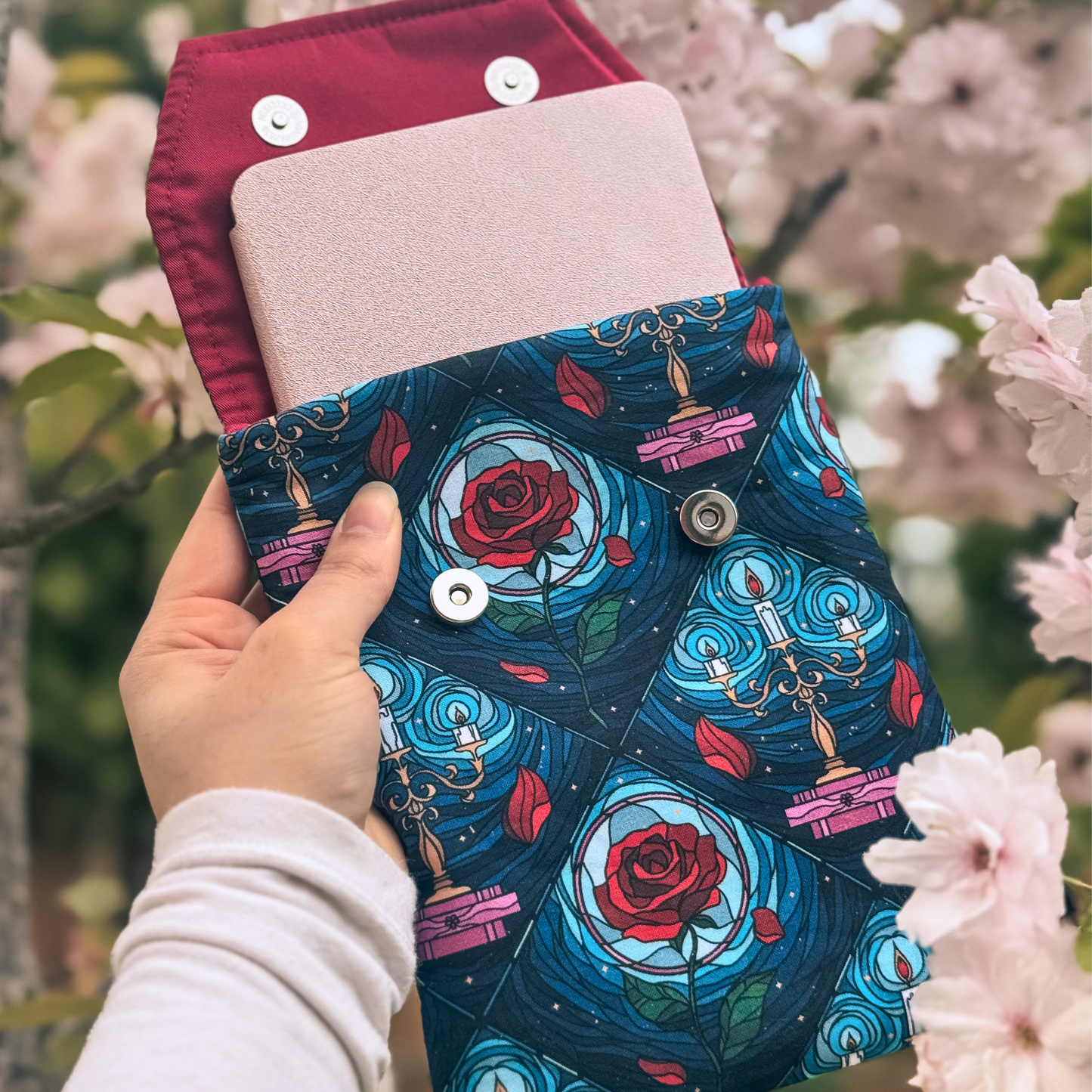 Enchanted Tales padded e-reader sleeve