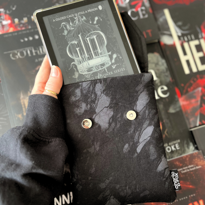 Shadow Black padded e-reader sleeve