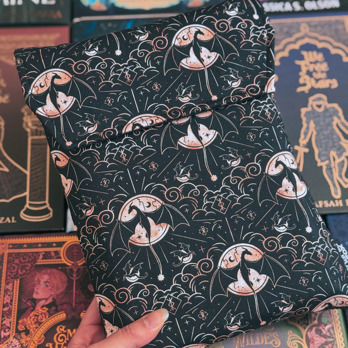 Iron Flame padded book sleeve - Rebecca Yarros