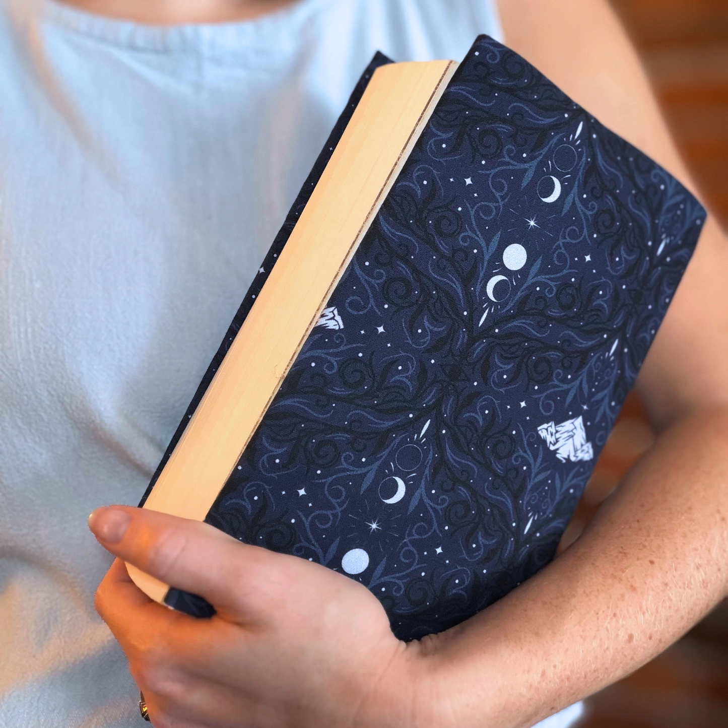 The Night Court fabric dust jacket