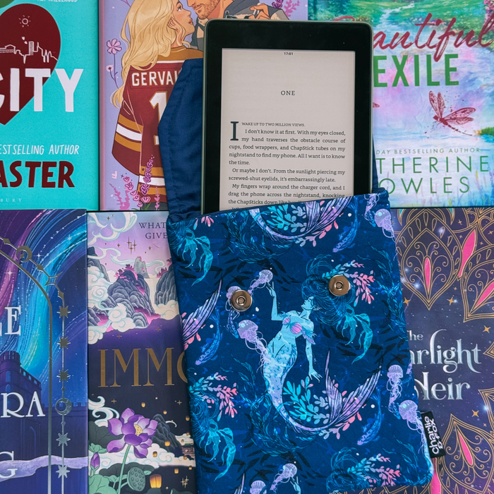 Mermaid padded e-reader sleeve