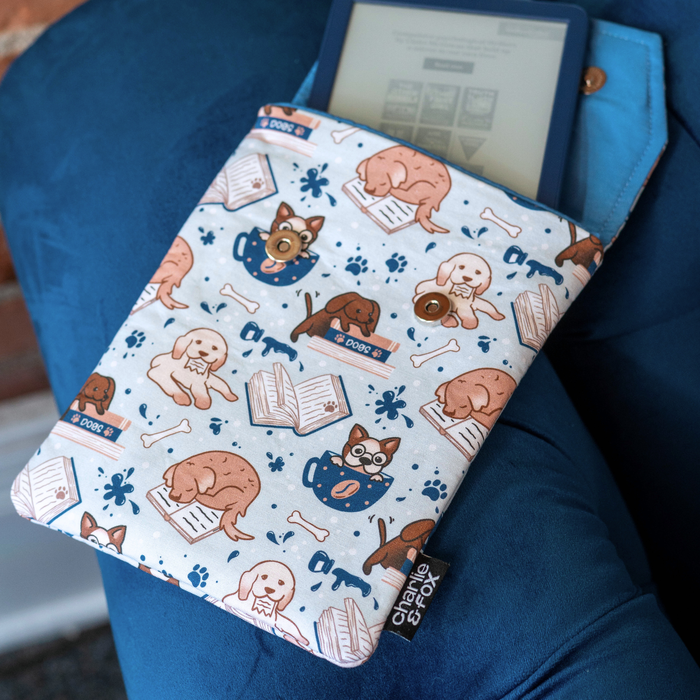 Pups and Pages padded e-reader sleeve