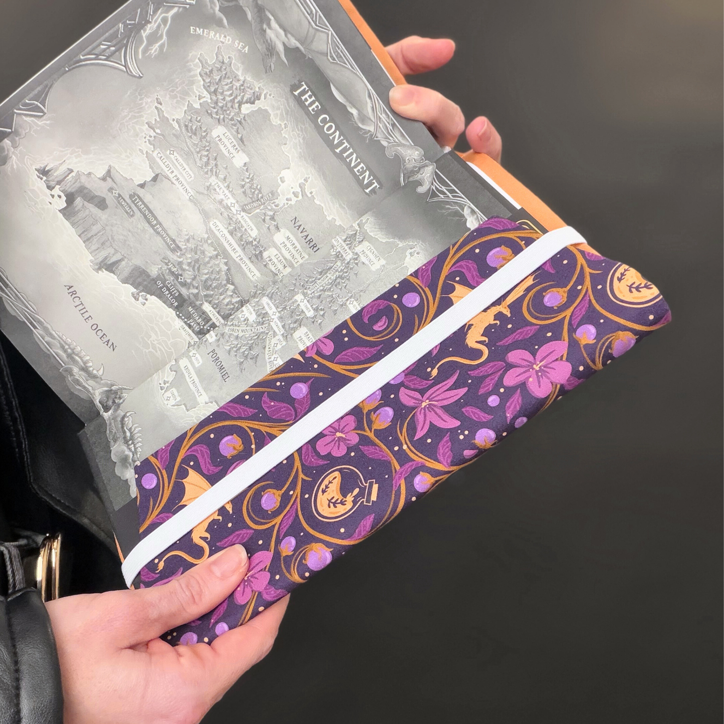 Fourth Wing Quadrants fabric dust jacket - Rebecca Yarros