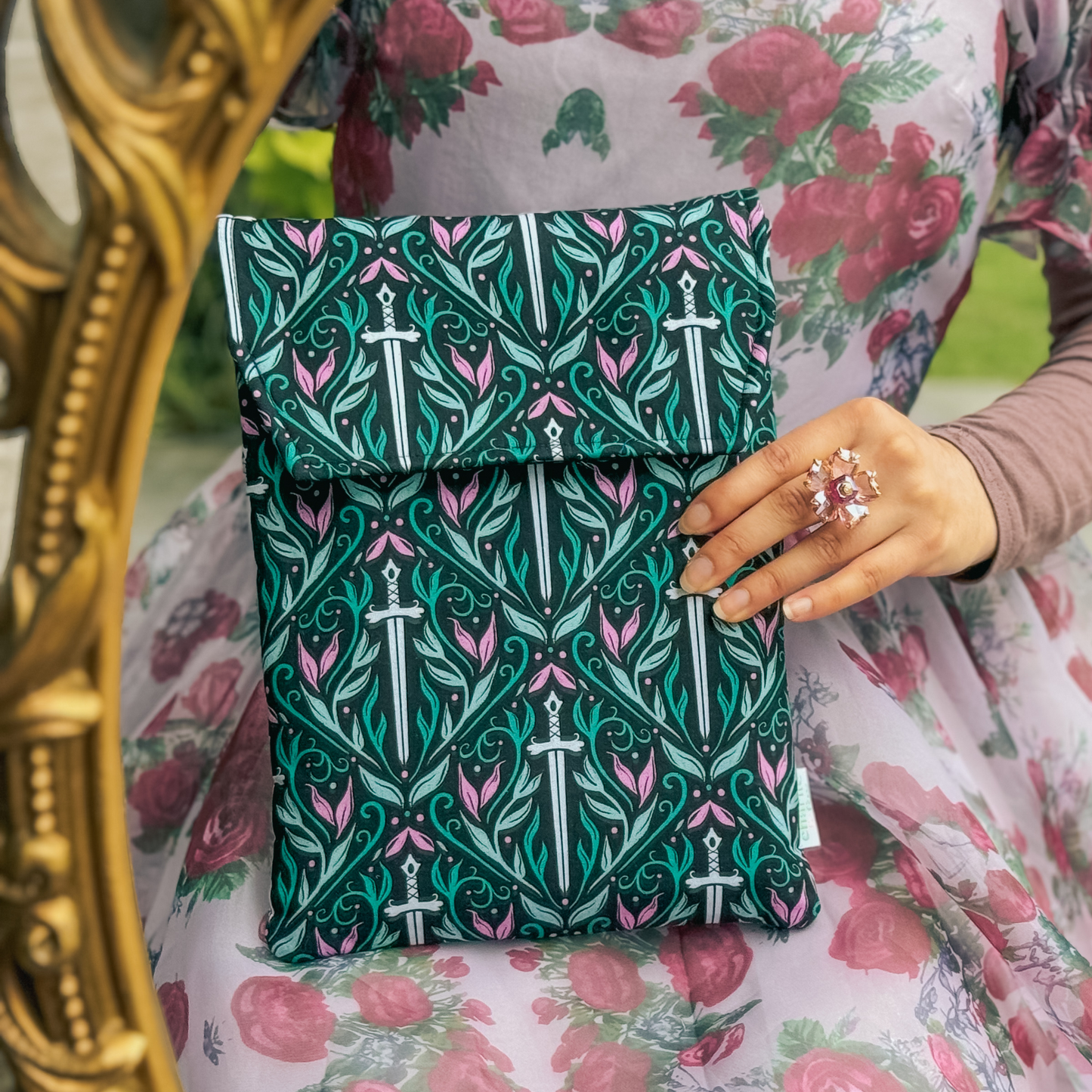 Romantasy book sleeve bundle