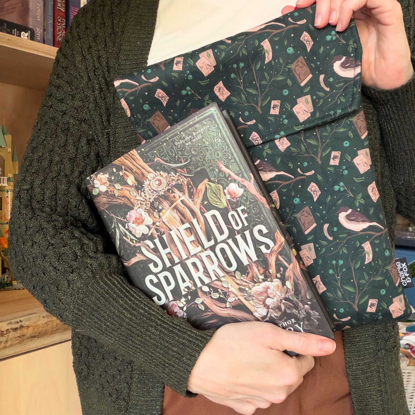 Shield of Sparrows padded book sleeve - Devney Perry
