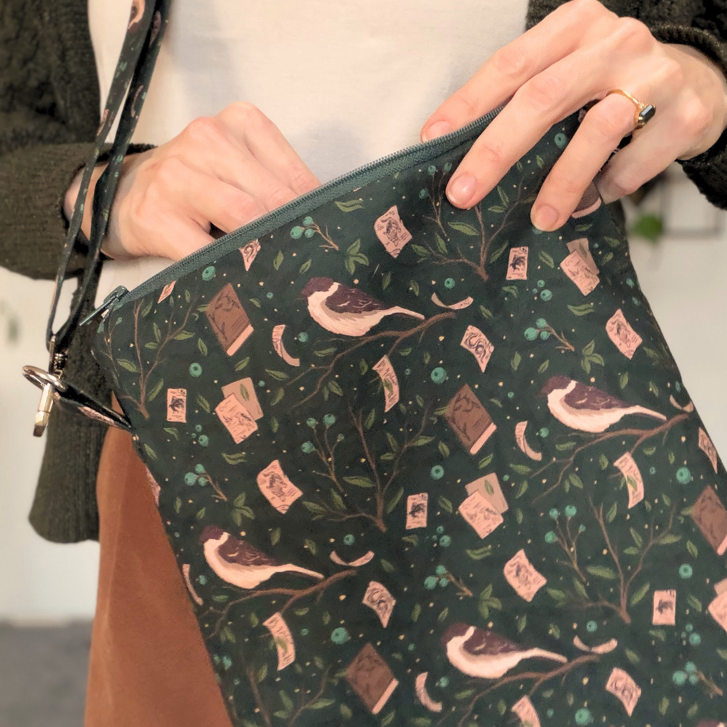 Shield of Sparrows crossbody sleeve - Devney Perry