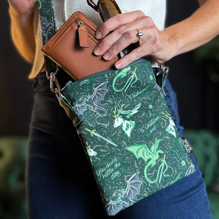 Throne of Glass crossbody sleeve