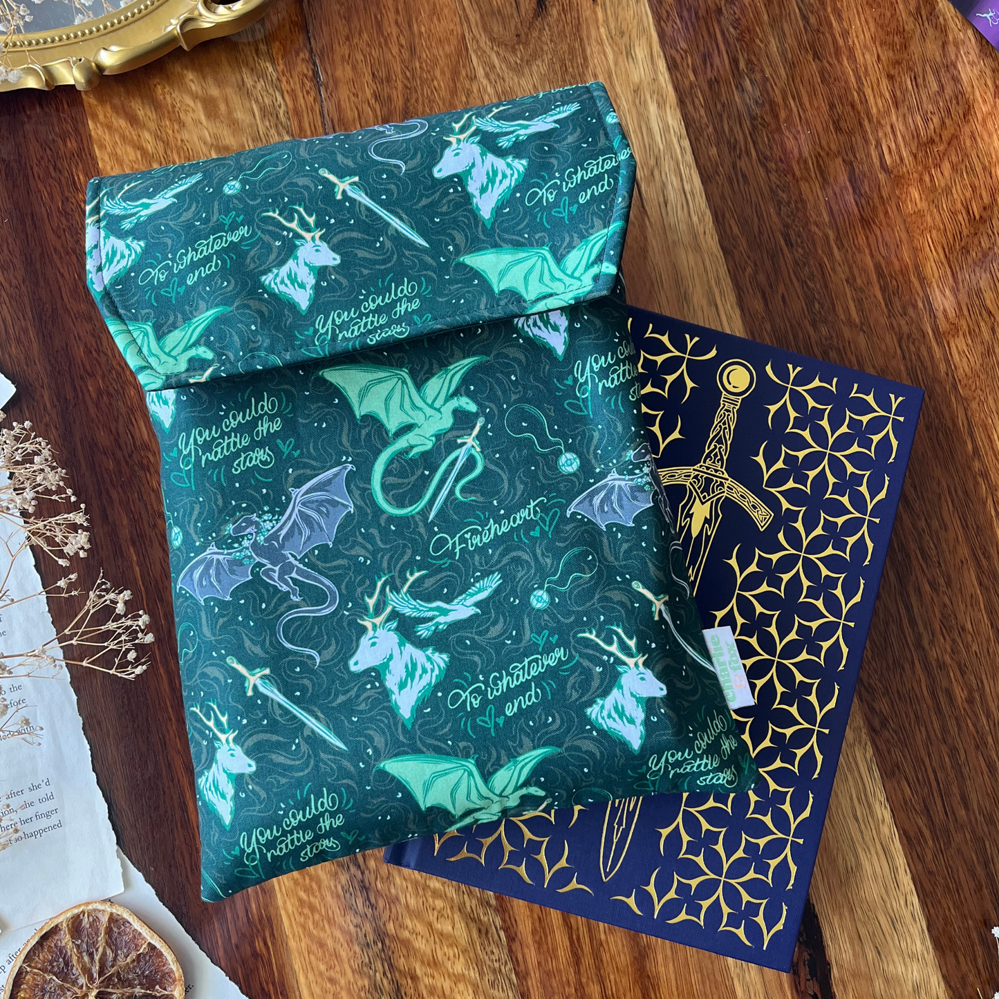 Sarah J. Maas book sleeve bundle