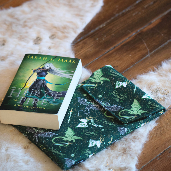 Throne of Glass padded book sleeve