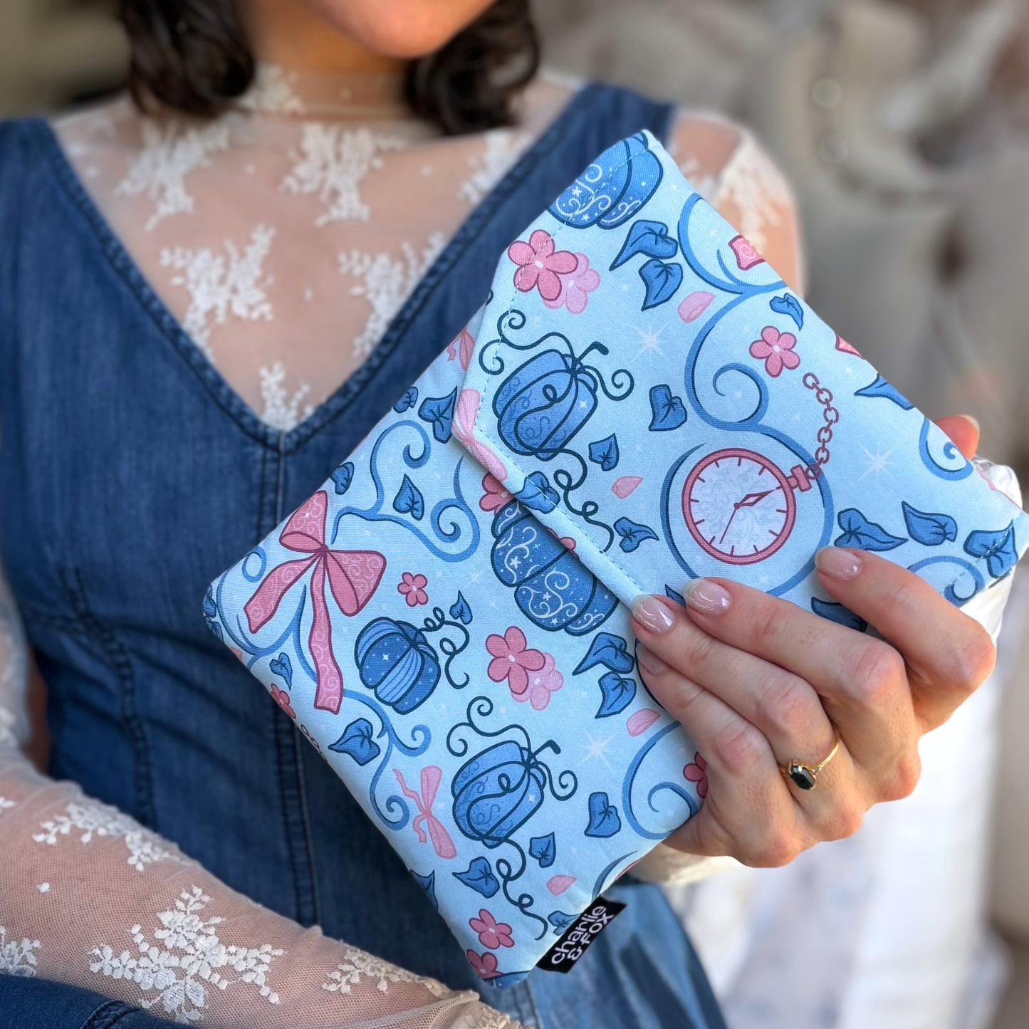Midnight Hour padded e-reader sleeve